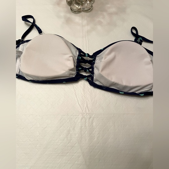 🔥 3/21 🔥La Vie En Rose 🌹Large Navy with mint green polka dots bikini top only - Picture 4 of 6